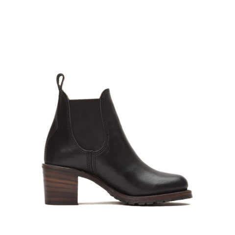 FRYE Women's Sabrina Chelsea-VPU Boot in Black