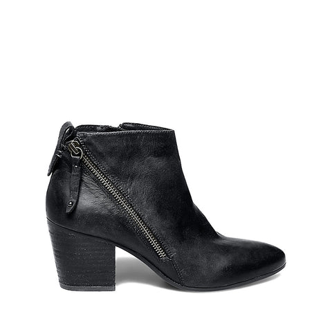 Steve Madden Jaydun Bootie in Black Leather
